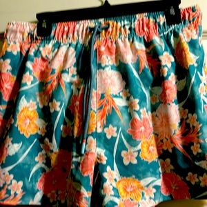 Ocean & Coast new blue floral work out shorts XLG